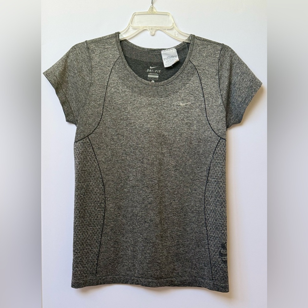 Nike Women's Heather Gray Dri-FIT Running Top “Run Fast Live Fearless” Size L